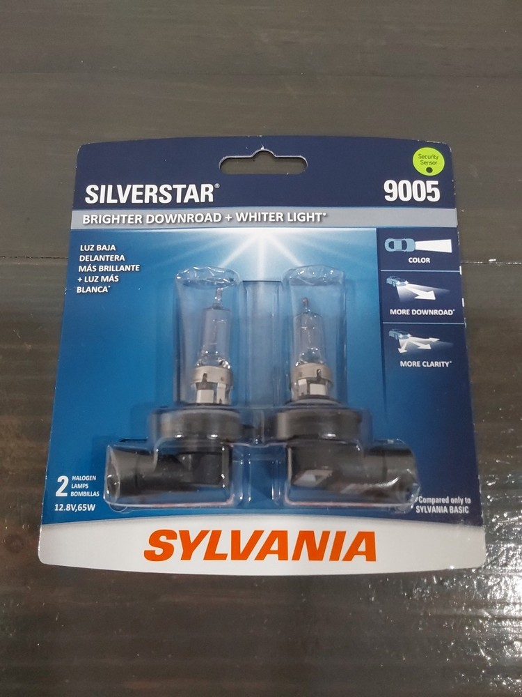 SYLVANIA - 9005 SilverStar - High Performance Halogen Headlight Bulb (2 Lamps)C2