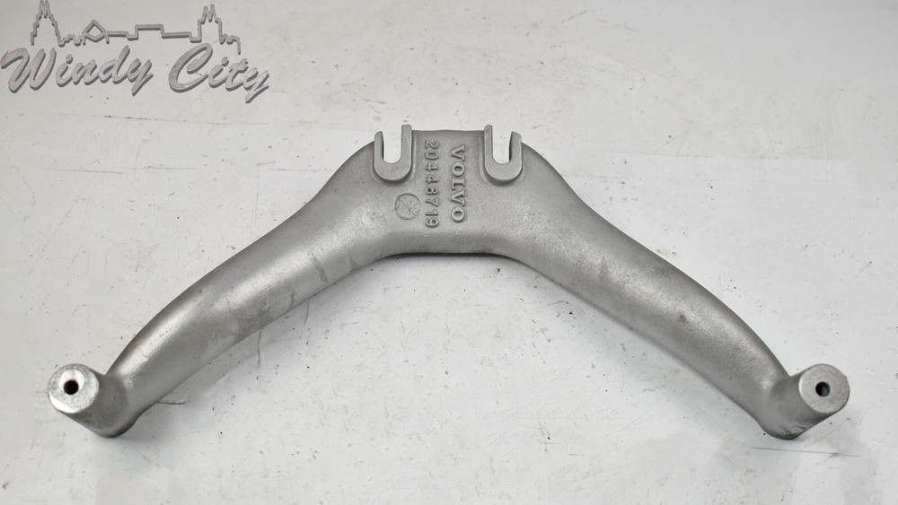 CUMMINS ISX ENGINE FAN SHROUD SUPPORT BRACKET 20448719