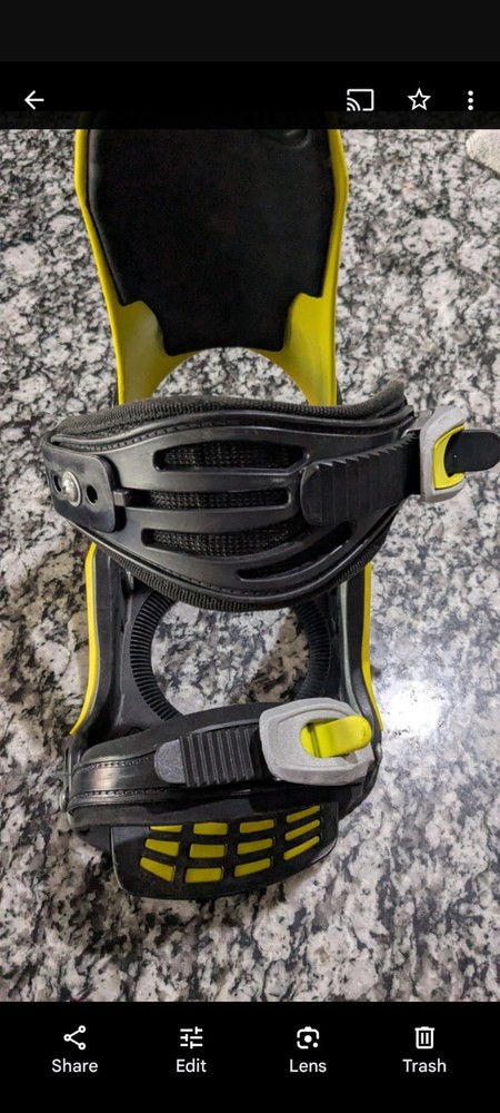 Drake Binding Flad Screws