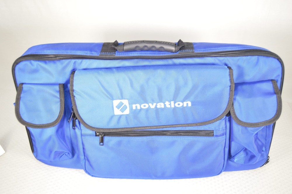 Novation ULTRANOVA Synthesizer Vocoder Blue Keyboard Tested W \ Soft Case Mic