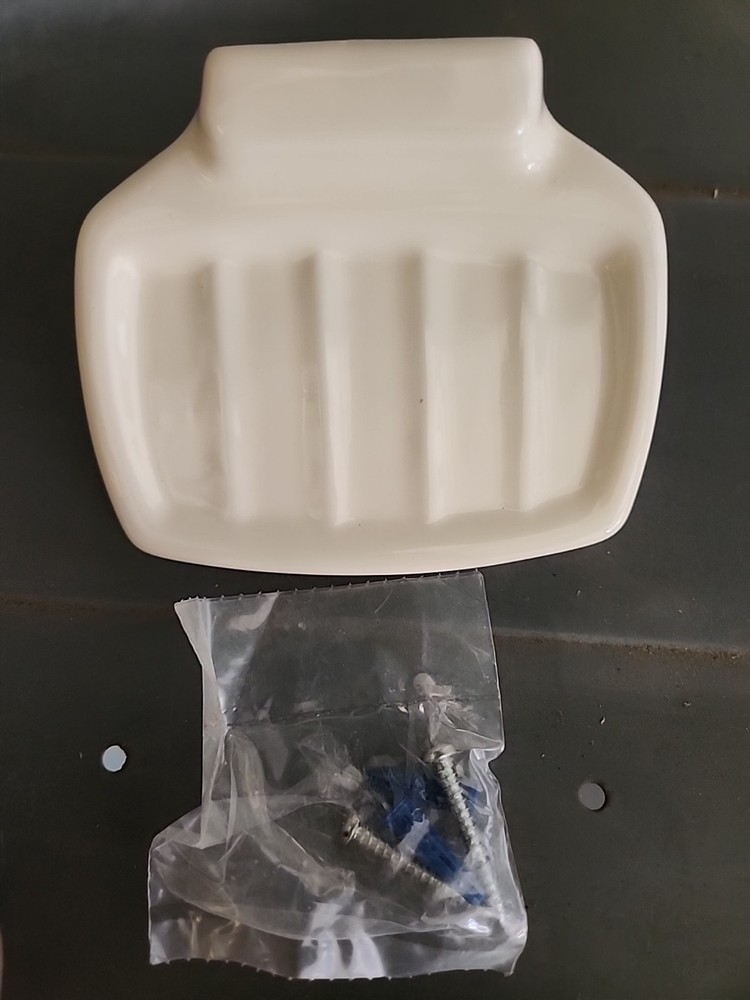 B&W Porcelain Soap Dish 1420