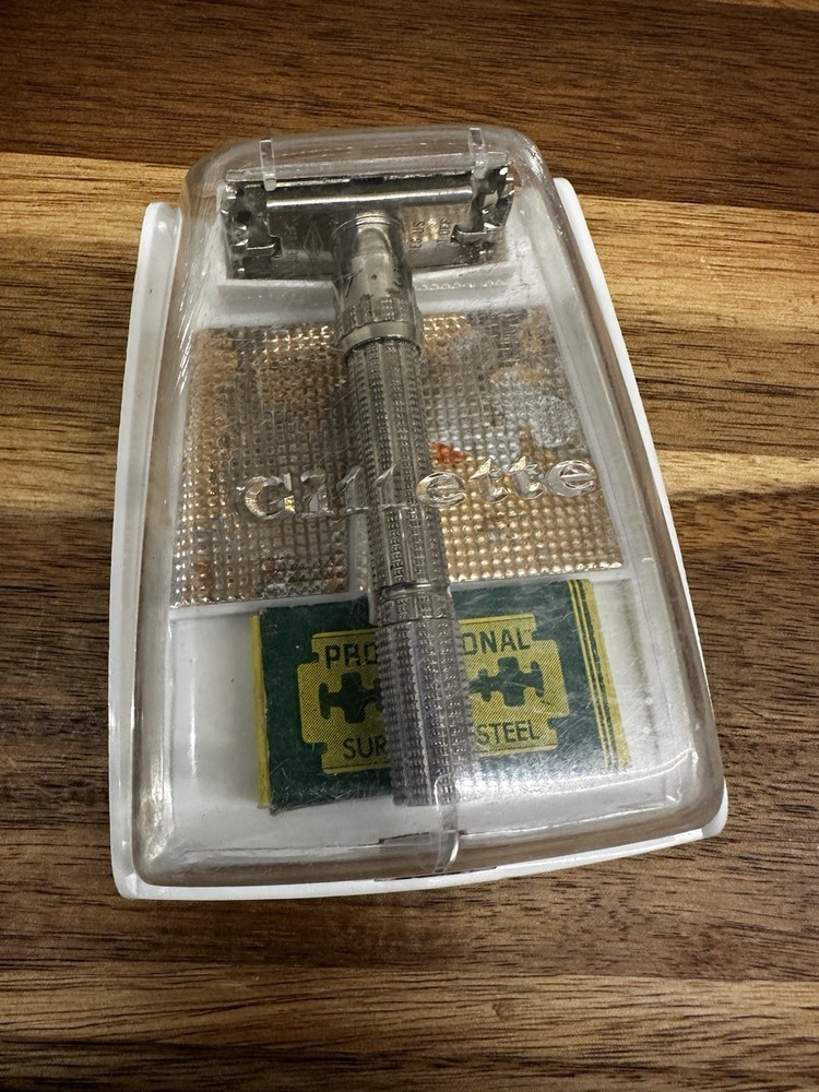 Vintage Gillette Adjustable Safety Razor Knurled Pattern