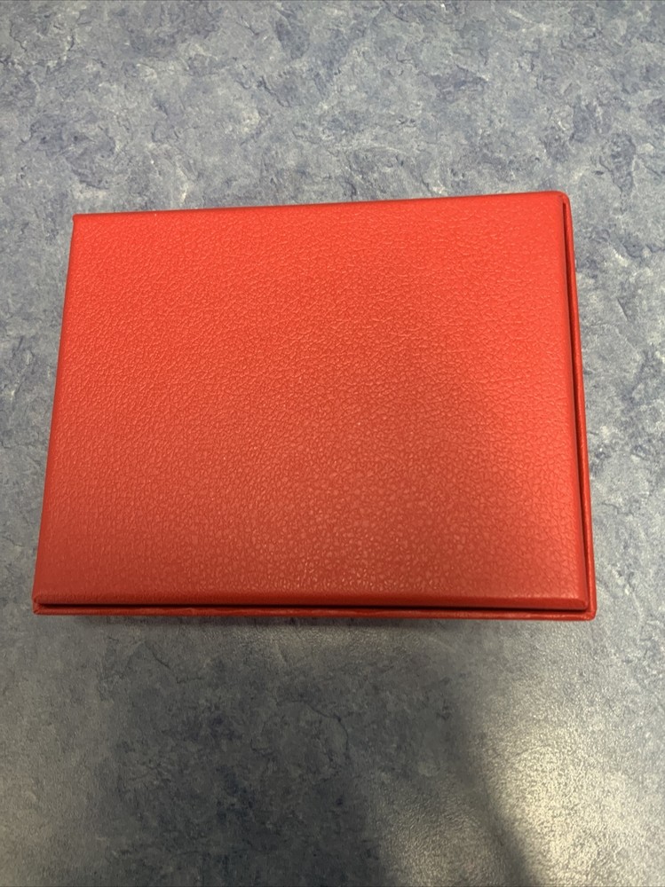 ''NEW'' CH CAROLINA HERRERA Red Small size Rectangular shaped Gift Box w/ logo