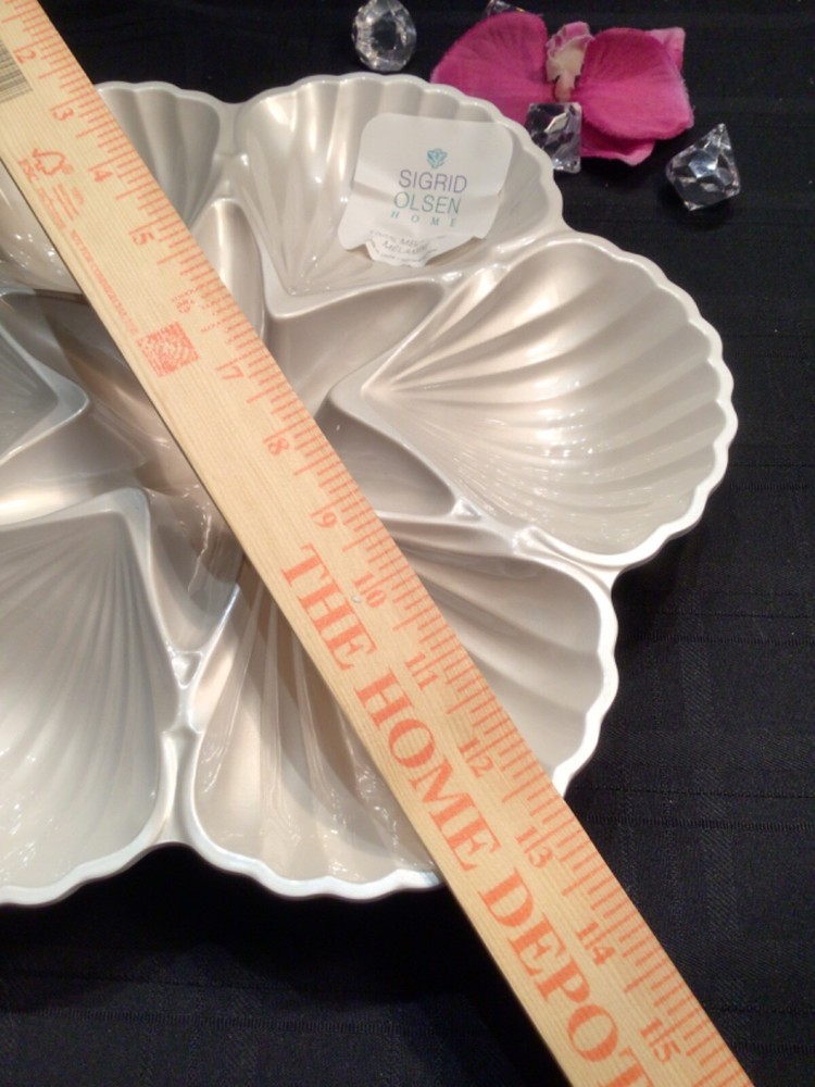 Sigrid Olsen Chip Dip Platter Pearlized Melamine Starfish Clam Shell Shaped Tray