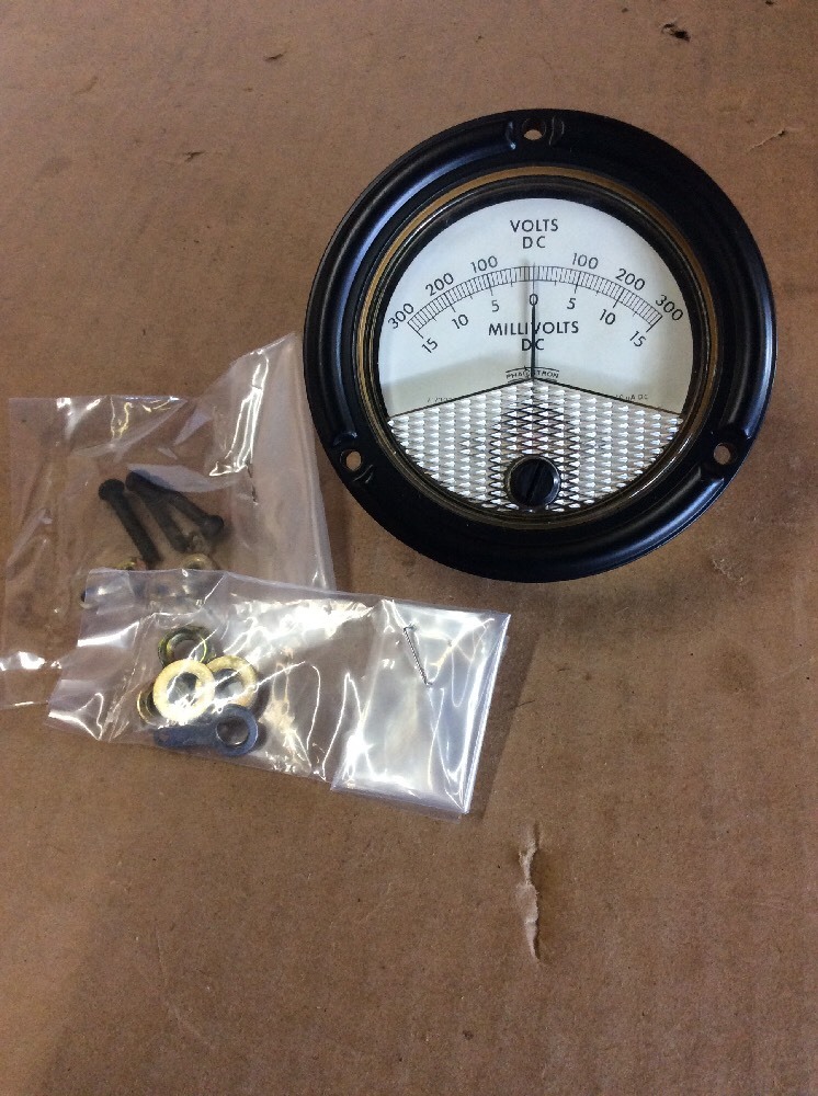 634-15581 Voltmeter