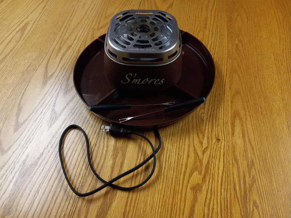 Nostalgia Electric Smores Maker