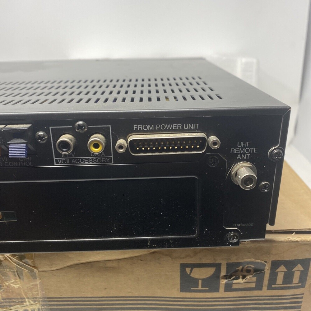 panasonic crd-4500r Integrated satellite receiver With Box Rare