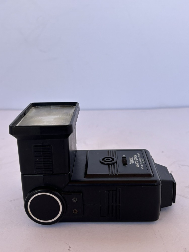 FOCAL M500C ZOOM Auto Electronic Flash Vintage