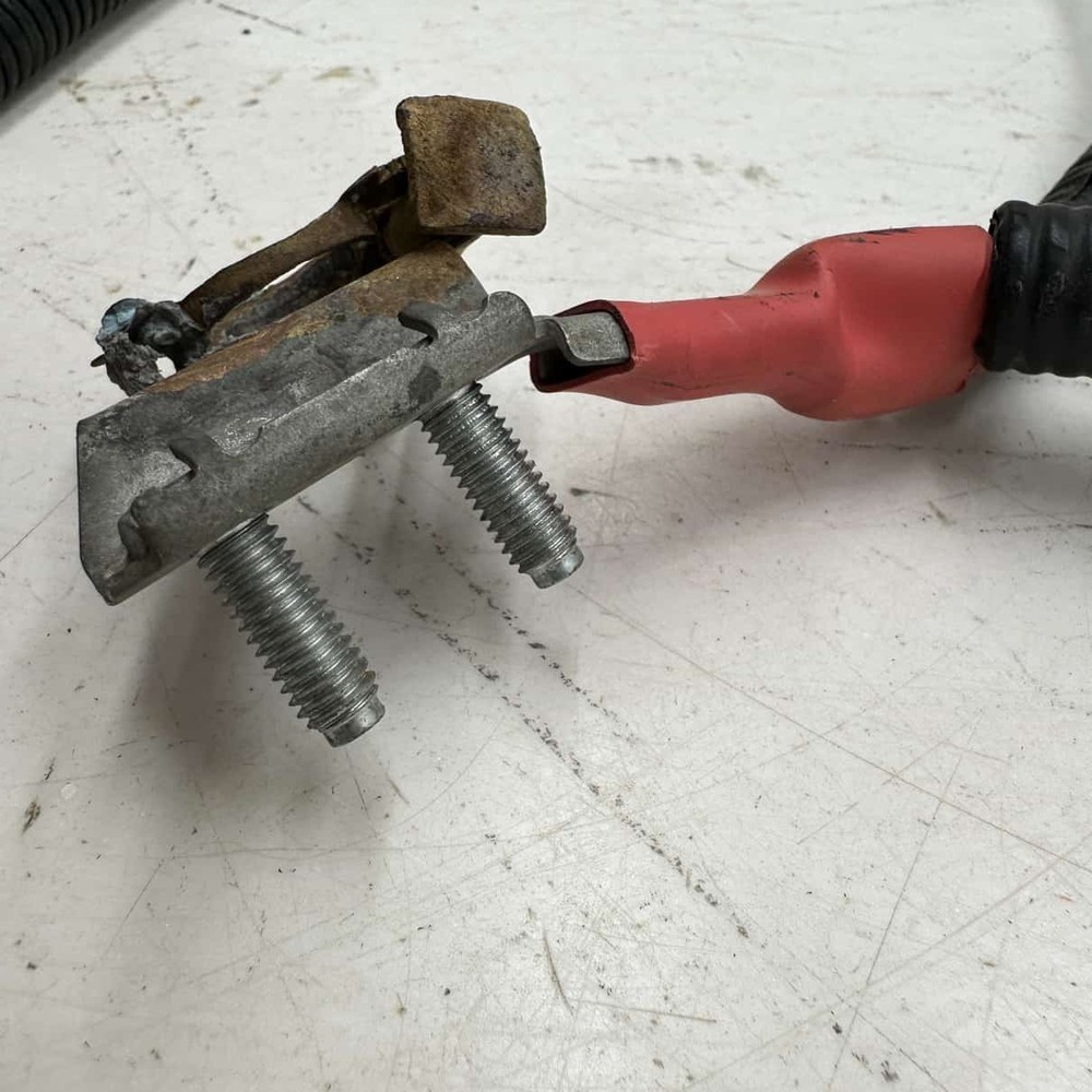 Battery Cable - 2022 BOBCAT UV34