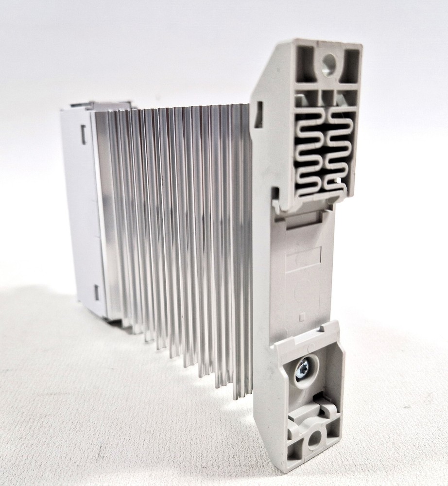Siemens Sirius 3RF2320-1DA04 Solid State Relay 1-Phase 3RF2320-1DA04 Relay
