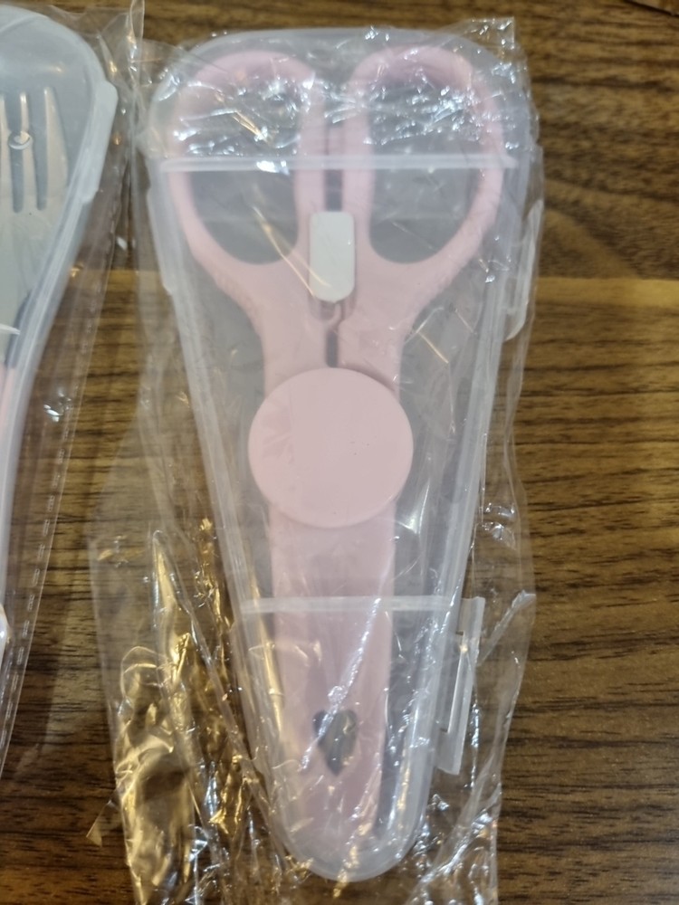 Pink 3 Piece Safe Dining Set With cases