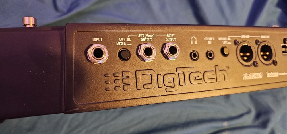 DigiTech RP500 Multi-Effects Guitar Effect Pedal - missing 3 knobs