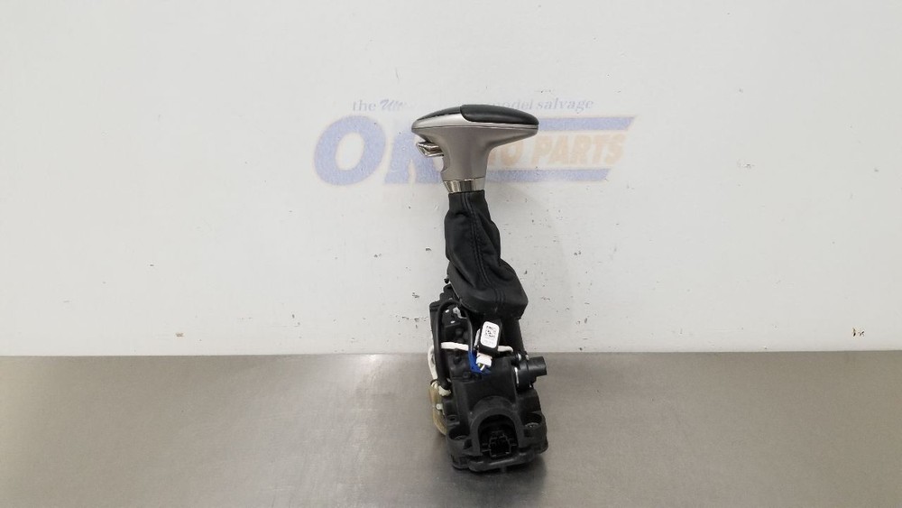 18 DODGE DURANGO SRT 392 AUTOMATIC TRANSMISSION SHIFTER