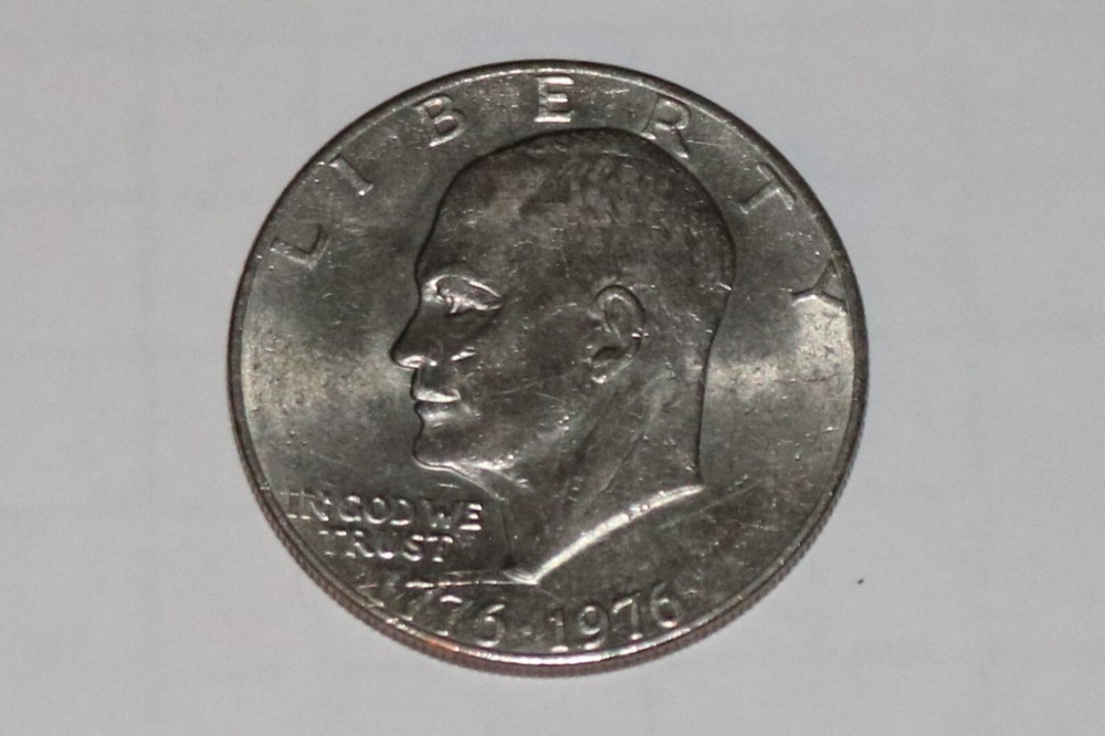 1976 Eisenhower Dollar (B)