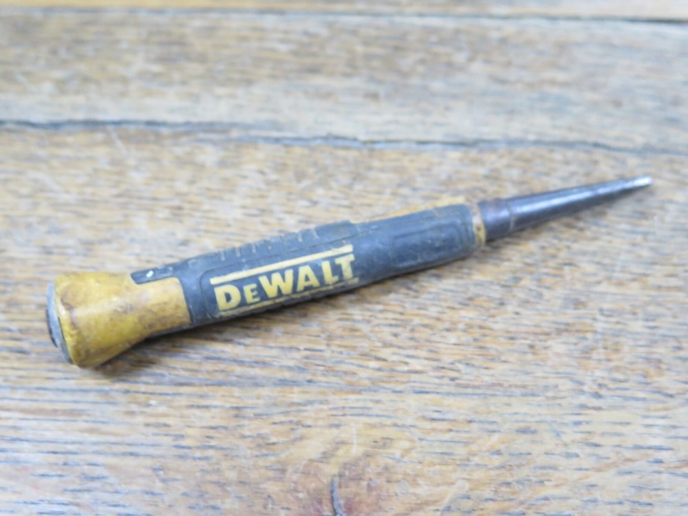 DeWALT  Punch, Flared Grip, Steel Core Used