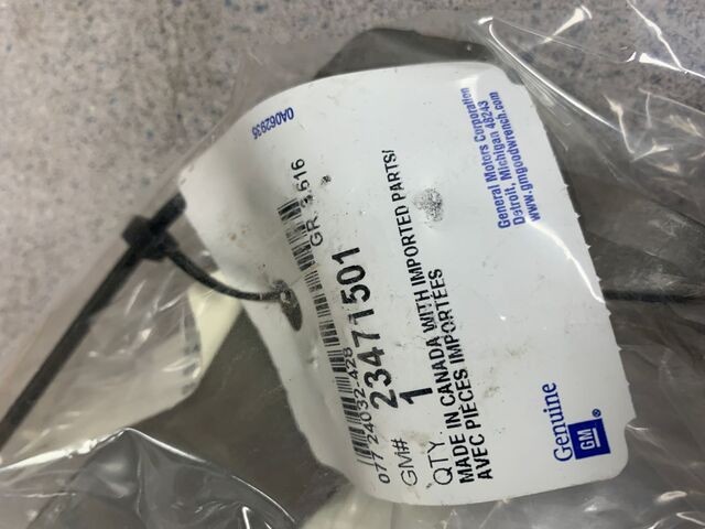 Genuine GM Exhaust Front Bracket 23471501