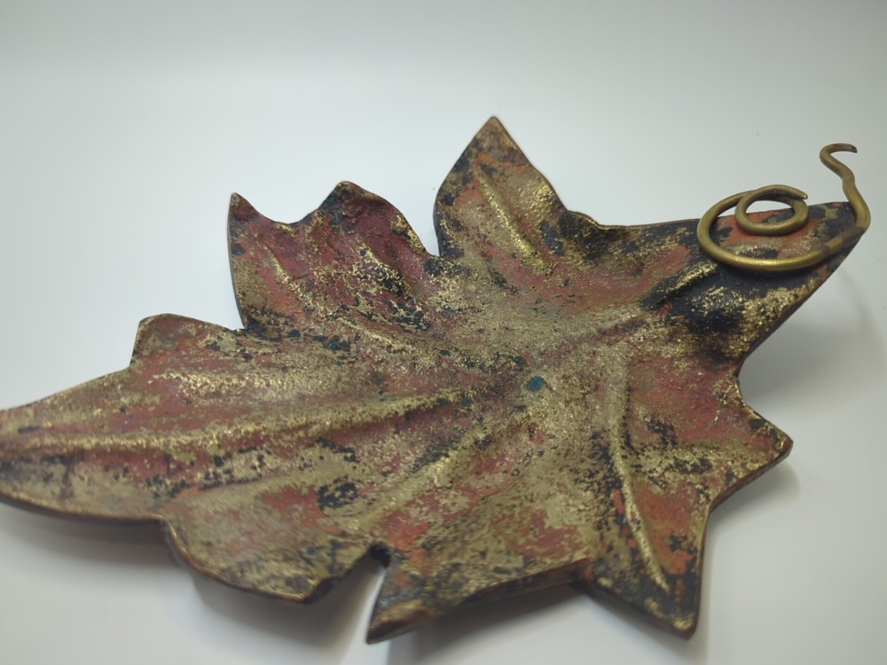 Bronze Oak Leaf Soap Dish