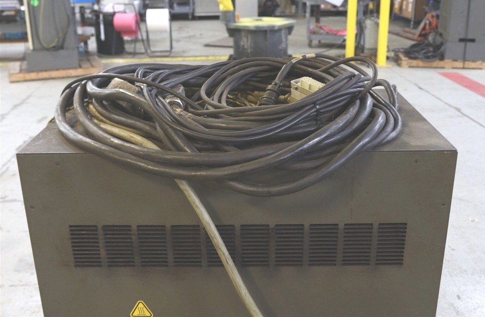 FANUC ARCMATE 100iB A05B-2460-B150 RJ3iB CONTROLLER