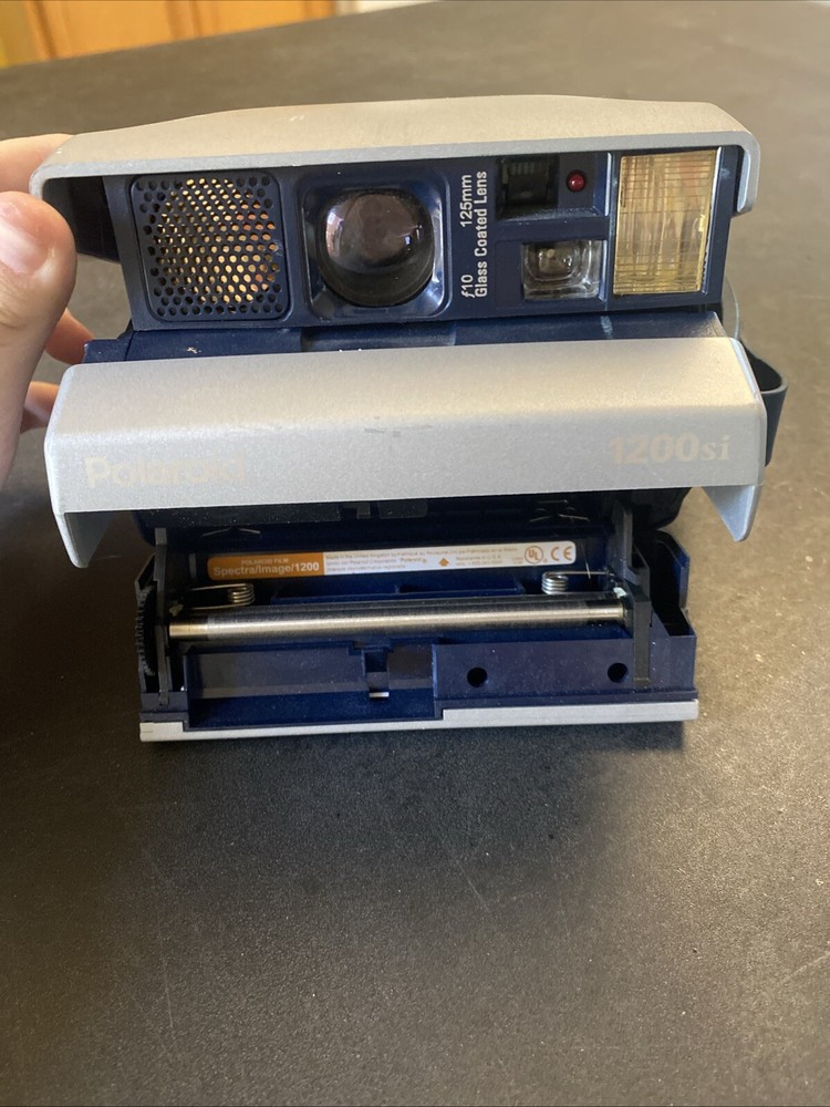 Polaroid Camera 1200 SI