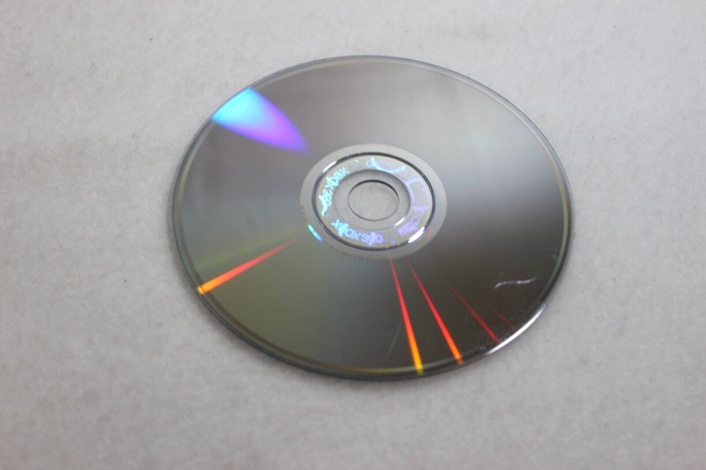 Microsoft Kinect Sensor for XBox 360 With Kinect Adventures Game ~ Complete