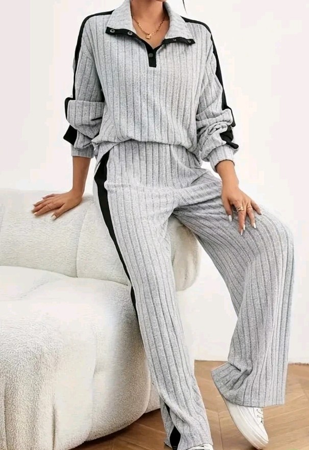 New Rib lounging set size 18