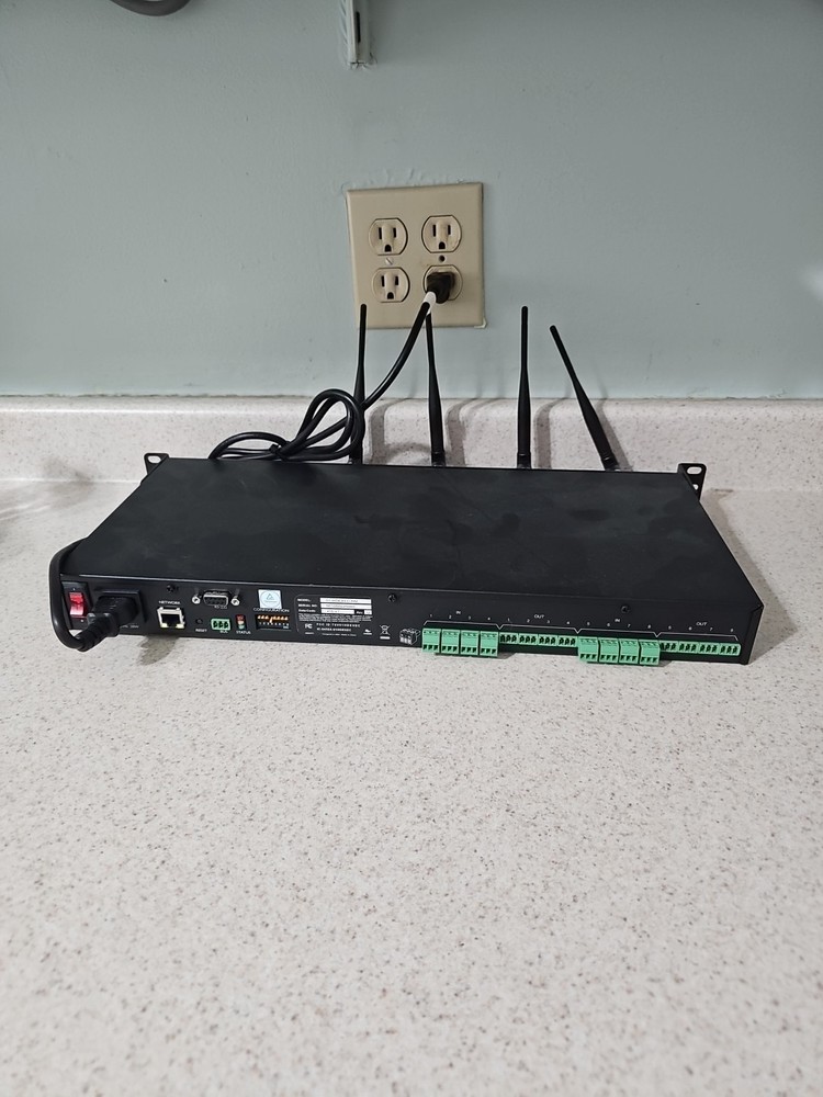 Revolabs Executive HD Model: 01-HDEXEC4-NM