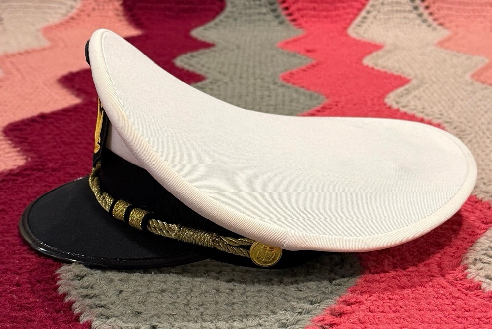 MSC Sinfonia Casquette du commandant de bord dédicacée - 2014 Captains Cap