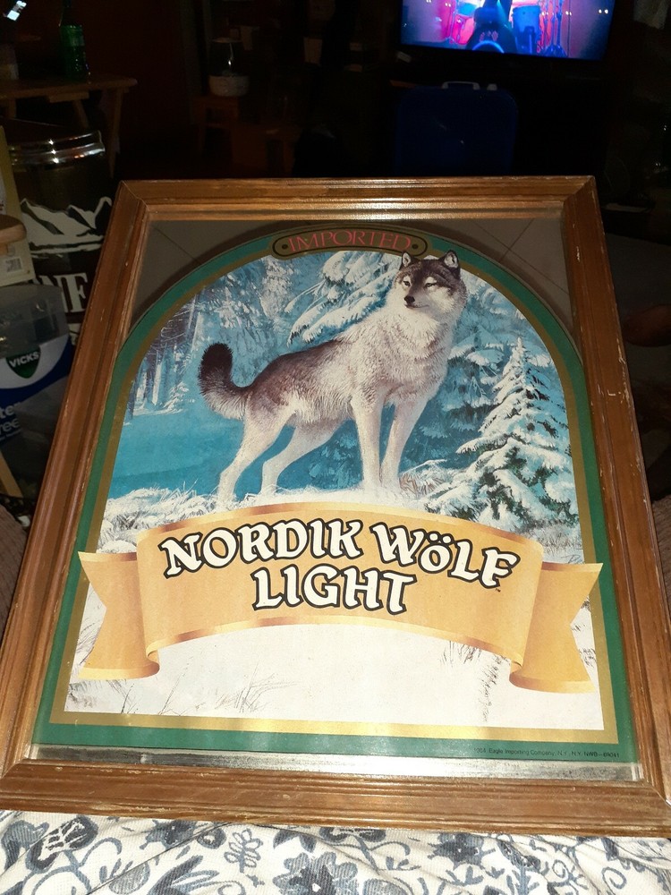 Vintage nordik wolf light beer mirror Sign .1984.