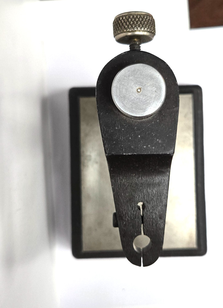 GRANITE COMPARATOR STAND 6-1/2"