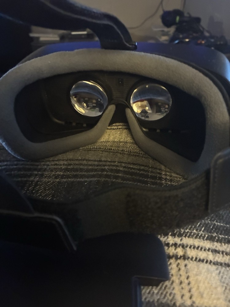 Samsung Gear VR Oculus - Very Good Condition!