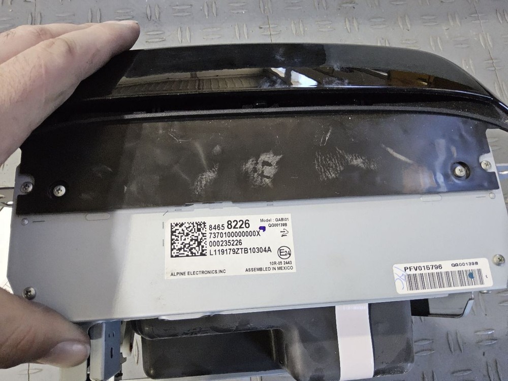 2020-2024 TRAVERSE 8" Dash Mounted Display Screen Driver Information