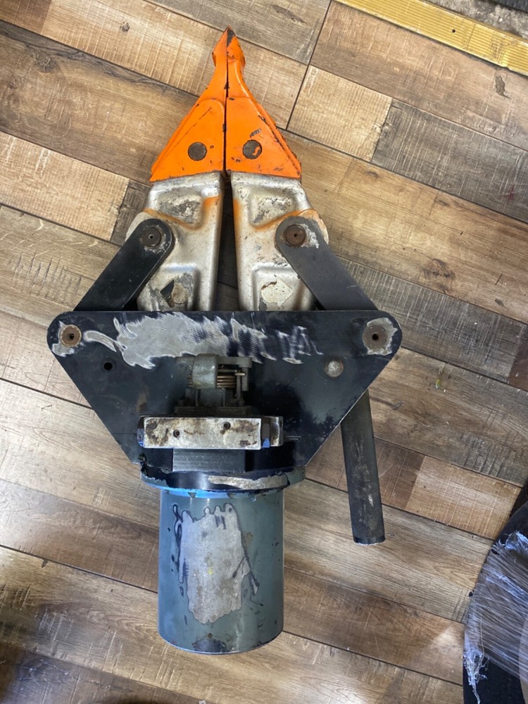 Hurst Hydraulic Jaws of Life (Large)