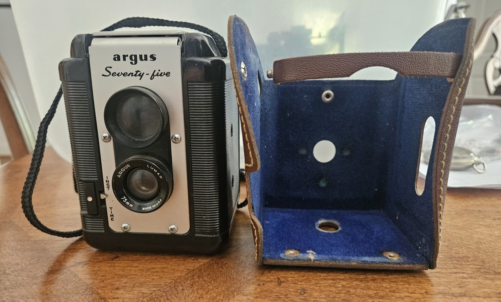 Argus Seventy Five Camera With Case Argus 75 Vintage