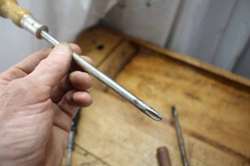 Wood handle Screwdrivers, vintage, various