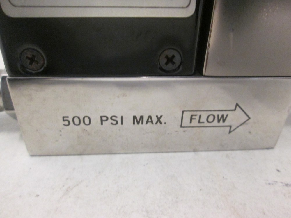 Unit UFC-1100, Mass Flow Controller MFC, 15%PH3.SiH4, 200 SCCM, Used