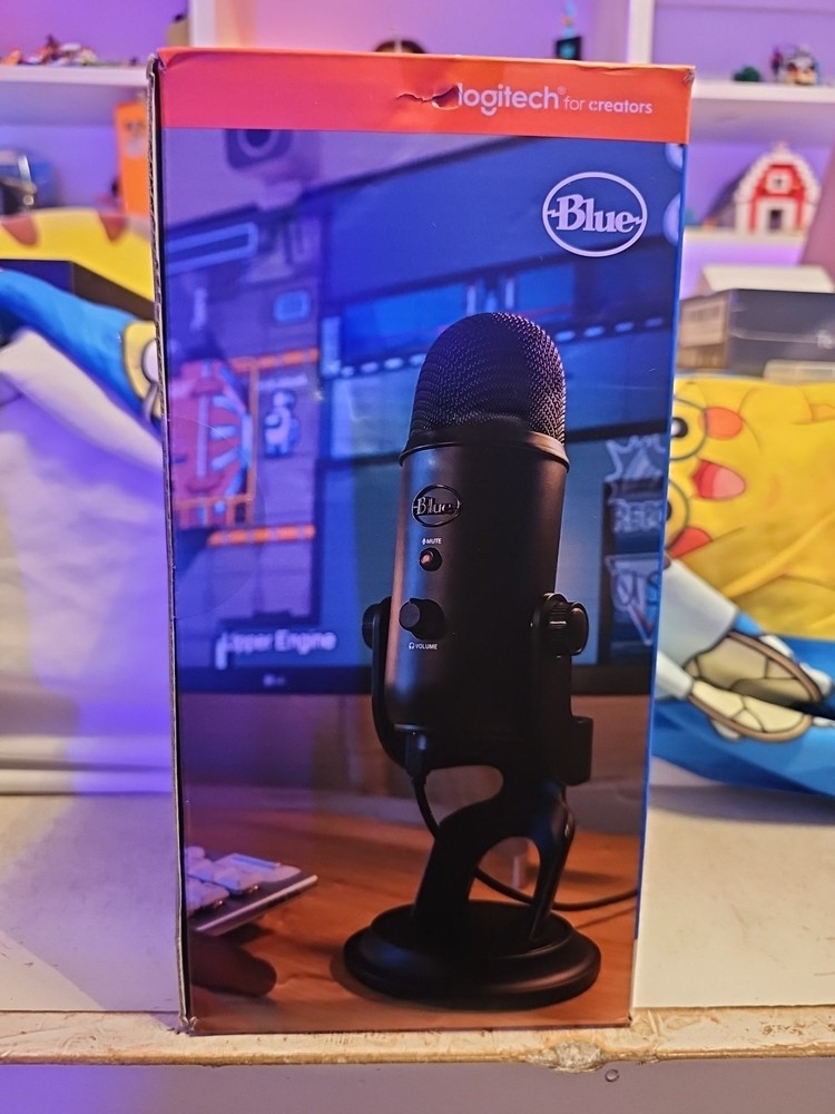 Logitech For Creators Blue Yeti Premium Multi-pattern Usb Microphone