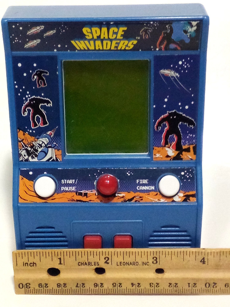 SPACE INVADERS Mini Classic Arcade Console 09527 Taito