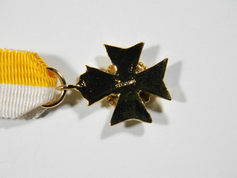2 Gold Gilt Sterling Silver Order Medals & Case (07202)