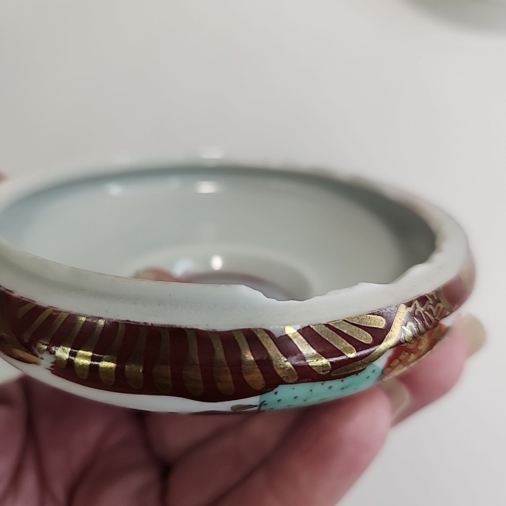 Vintage ASIAN CERAMIC HAIR RECEIVER