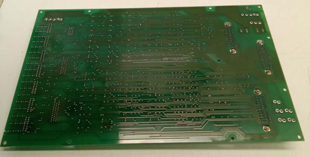 OKUMA E4809-770-032-2 Relay Board