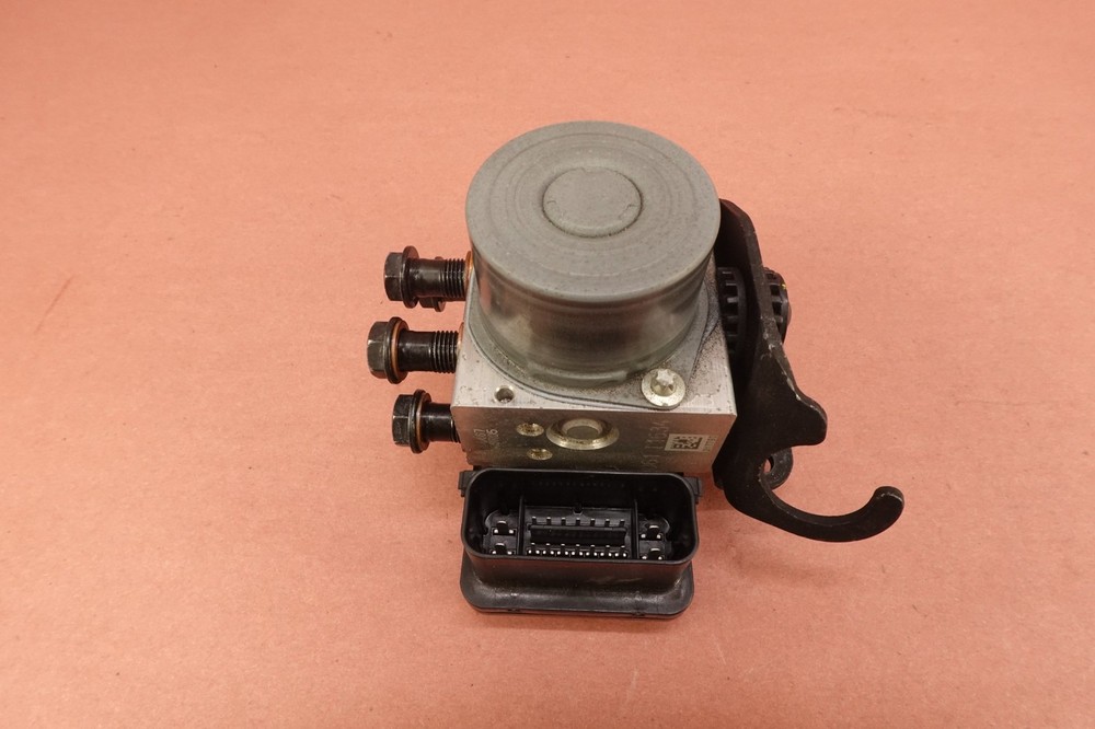 2017-2020 Ducati Monster 797 ABS Brake Pump Control Module Unit