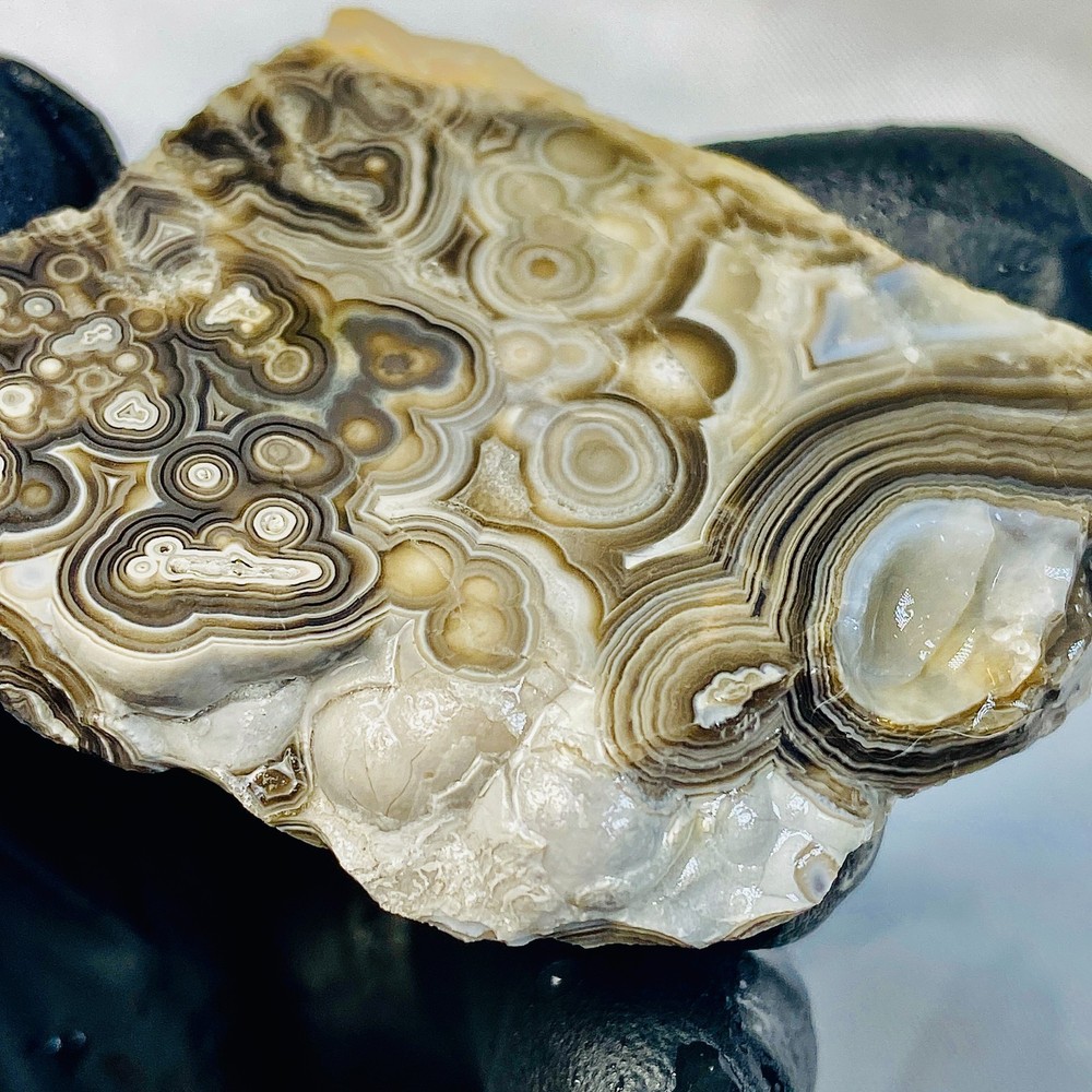 Ice Bubble Mexican Crazy Lace Agate Slab Orb Orbicular Silver Black Silver White
