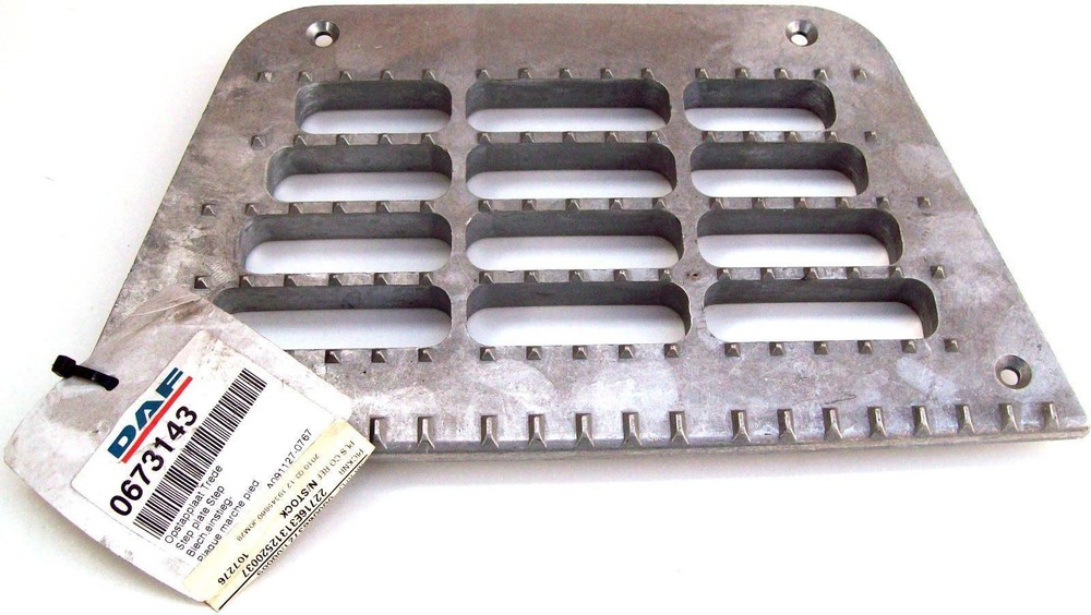 Fits DAF XF95 Step Tread Plate Middle