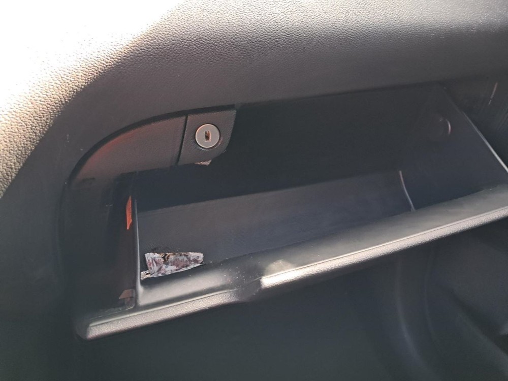 SORENTO 2017 Glove Box 4773773