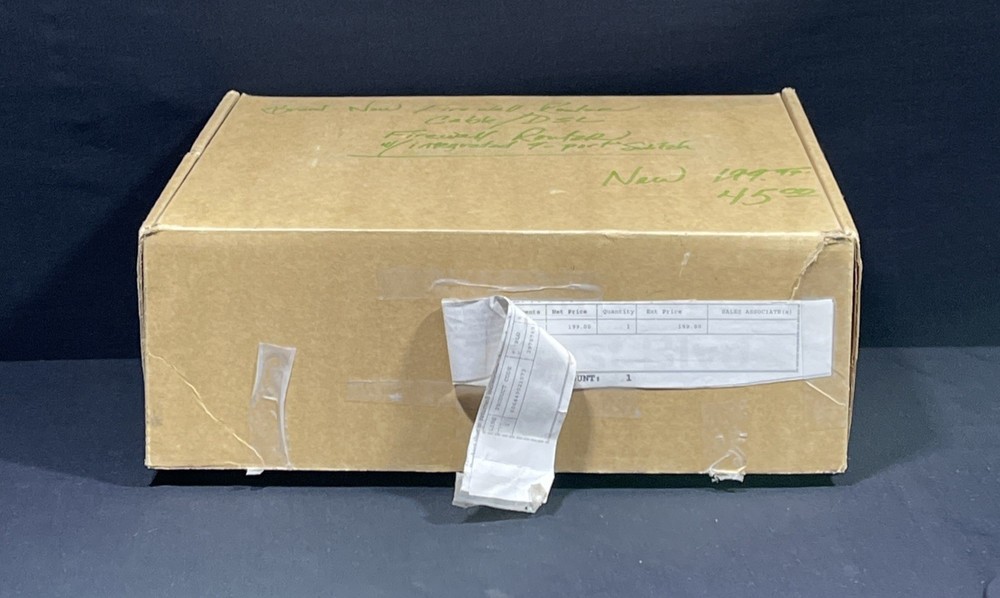 NETGEAR internet Access Firewall Router Model FR314