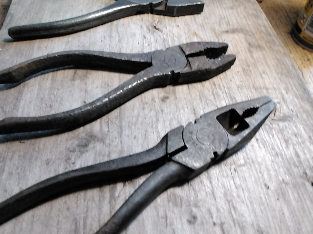 Vintage Pliers x 3 In Working Condition