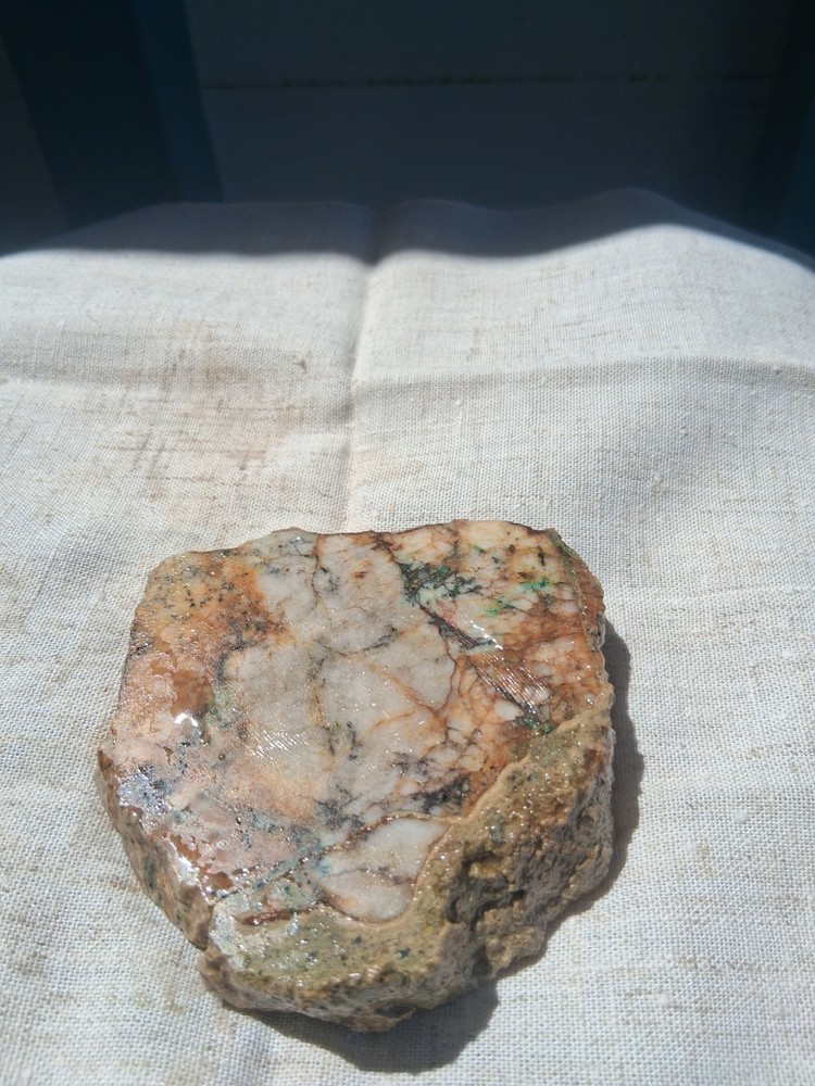 Blue Mtn Quartz Slab Specimen Chrysocolla Visible Gold