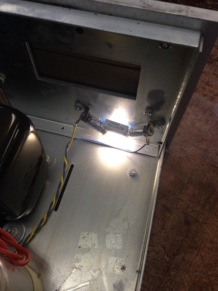 DYNACO Model 150 Amplifier front PANEL LED lamps.