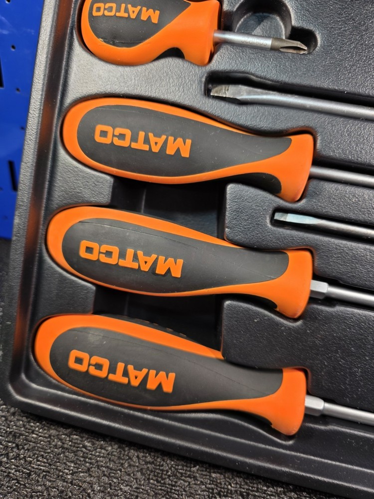 Matco Tools SSO8C 8-Piece Screwdriver Set Orange/Black Handles