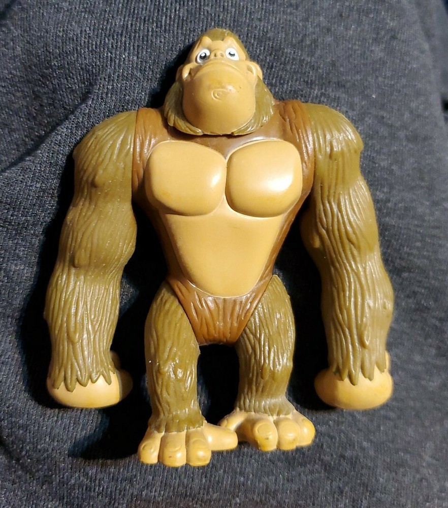 RAINFOREST CAFE  RFC 2000 Gorilla Ape 4” Figure
